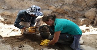 2 Bin Yıllık Antiochia Ad Cragum Kenti Kazılarında Yeni Mozaik Alanlar Bulundu