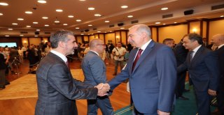 Başkan Uysal, İbb Ailesiyle Bayramlaştı