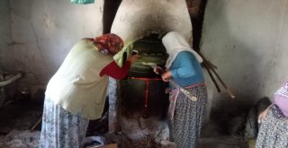 (Özel) Köylüler İmece Usulü Külliye Yapıyor