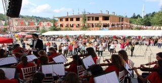 Hayratlı Ve Kadıköylü Çocuklar Birlikte Konser Verdi