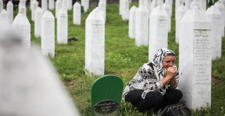 Srebrenitsa Soykırımı 23. Yılında Anıldı