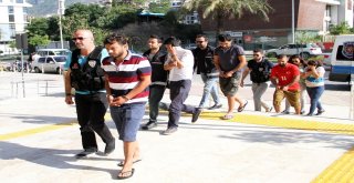 Alanyada Gözaltına Alınan 17 Torbacı Adliyede