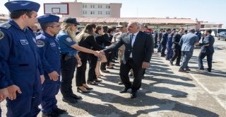 Vali Zorluoğlu Asker Ve Polislerin Bayramını Kutladı