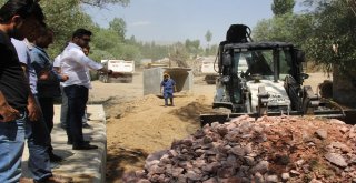 Başkale Belediyesinden Hummalı Çalışma