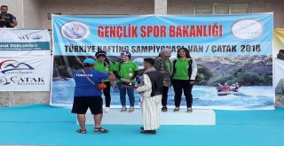 İç Anadolunun Tek Rafting Takımı Türkiye 3Üncüsü Oldu