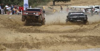 Off-Road Yarışları Nefes Kesti