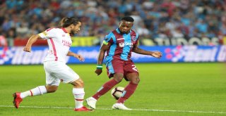 Spor Toto Süper Lig: Trabzonspor: 0 - Göztepe: 2 (İlk Yarı)