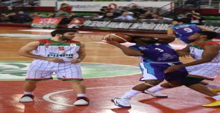 Tahincioğlu Basketbol Süper Ligi: Pınar Karşıyaka: 86 - Afyon Belediyespor: 70