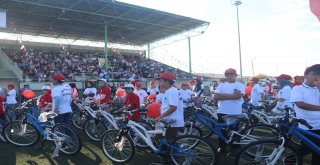 Derece Giren Kuran-I Kerim Kursu Öğrencilerine Ödül