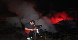 Ağrıda Yüzlerce Tahta Küle Döndü