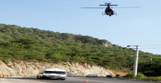 Fethiyede Helikopter İle Havadan Trafik Denetimi