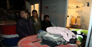 Bursa Hayalleri Sivasta Son Buldu... 17 Kaçak Göçmen Yakalandı
