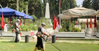 Büyükşehirden mezarlıklarda Kurban Bayramı temizliği