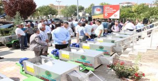 Karamanda Köylere Ekipmanı Desteği