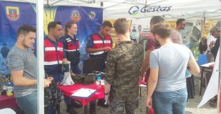 Bigada Kurumlar Öğrencilerle Buluşuyor