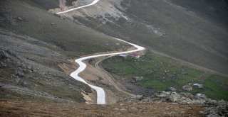 Denizden 2 Bin 200 Metre Yükseklikteki Yeşil Yol Çalışmaları Havadan Görüntülendi