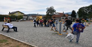 Şehzadelerden Bosna Herseke Aktif Çocuk Parkı