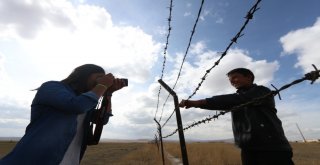 Küçük Fotoğrafçılar Başarılarını Taçlandırıyor