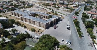 (Özel) Sekiz Asırlık Selçuklu Mirası Sultanhanı Kervansarayı Restore Ediliyor