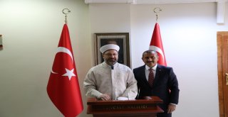 İlk Defa Bir Diyanet İşleri Başkanı Tunceliye Geldi, Cuma Namazını Kıldırdı