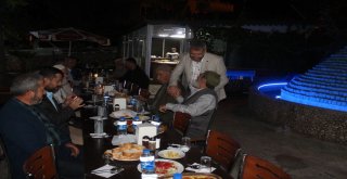 Din Görevlileri Onuruna Yemek
