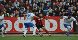 Tff 2. Lig, Utaş Uşakspor:1 - Ankara Demirspor:0