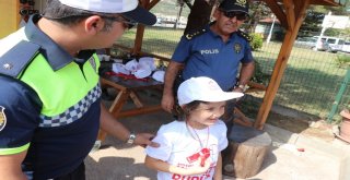 Çocuklar Kırmızı Düdük İle Sürücüleri Uyaracak