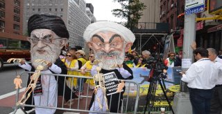 İran Cumhurbaşkanı Ruhani Abdde Protesto Edildi