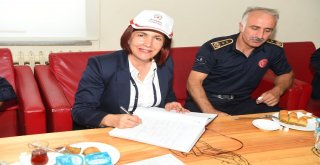 Başkan Toprak, İsimsiz Kahramanları Unutmadı
