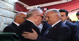 Meclis Başkanı Yıldırım Ve Abdullah Gül Cenaze Törenine Katıldı