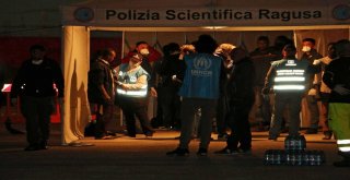İtalya Mülteci Gemisine İzin Verdi