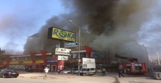 Düğün Salonunda Korkutan Yangın