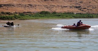 Dicle Nehrinde Kaybolan İşçilerden Birinin Cansız Bedenine Ulaşıldı