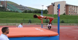 Atletizm 4. Uluslararası Sprint Ve Bayrak Yarışmaları Kupası Erzurumda Başladı