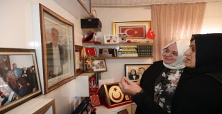 Bakan Selçuk, Ankarada Yaşayan Şehit Aileleriyle Bayramlaştı