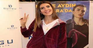 Survivor Merve Aydın, Nissara Avmde İmza Gününe Katıldı