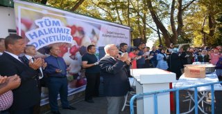 Kdz. Ereğli Belediyesi 3 Bin Kişiye Aşure Dağıttı