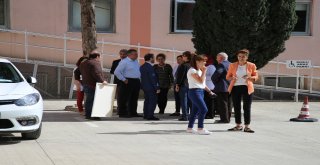Hastanelerde Silah Araması Yapılsın