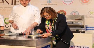 Dünyaca Ünlü Aşçılar Gastronomi Kentinde Hünerlerini Sergiledi