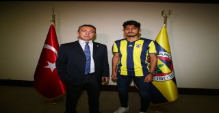 Fenerbahçe Deniz Yılmaz İle Sözleşme İmzaladı