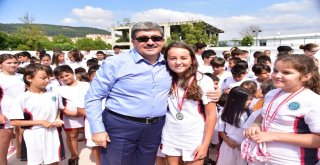 Yaz Spor Okullarına Katılan 435 Öğrenci Sertifikasını Aldı