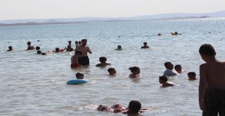 Kırşehirde Hafta Sonu Savcılı Plajına Akın