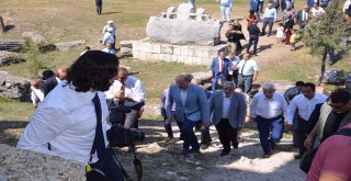 Bakan Ersoy: Aizonai Antik Kentinin Bölge Turizmine Kazandırılması İçin Gerekli Desteği Vereceğiz