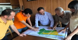 Akçakocada Yenilenen Yol Şebeke Planları Teslim Alındı