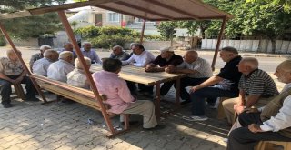 Belediye Başkanı Seçen, Vatandaşlarla Buluşmaya Devam Ediyor