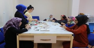Diyarbakırlı Kadınlar Gümüşü Şekillendirecek