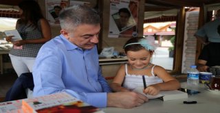 Kitap Günlerinde Balbay Ve Öztürke İlgi Büyüktü
