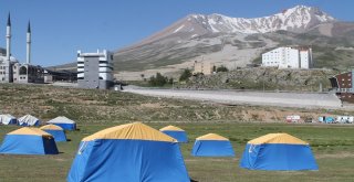 Erciyesteki Çadır Kamplara Yoğun İlgi
