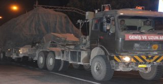 Suriye Sınırına Tank İle Fırtına Obüs Sevkiyatı Yapıldı