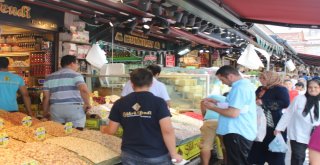 (Özel) Eminönünde Bayram Alışverişi Yoğunluğu